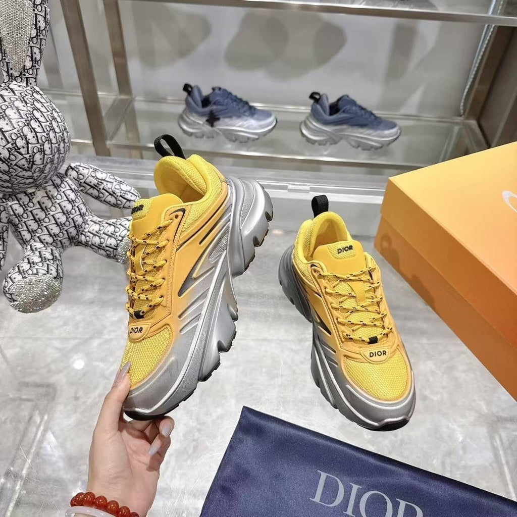 Premium Tech-Runner Sneakers