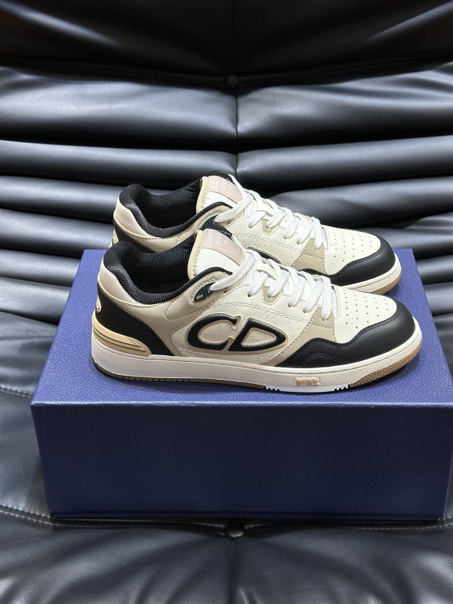 Casual Fashion Sneakers