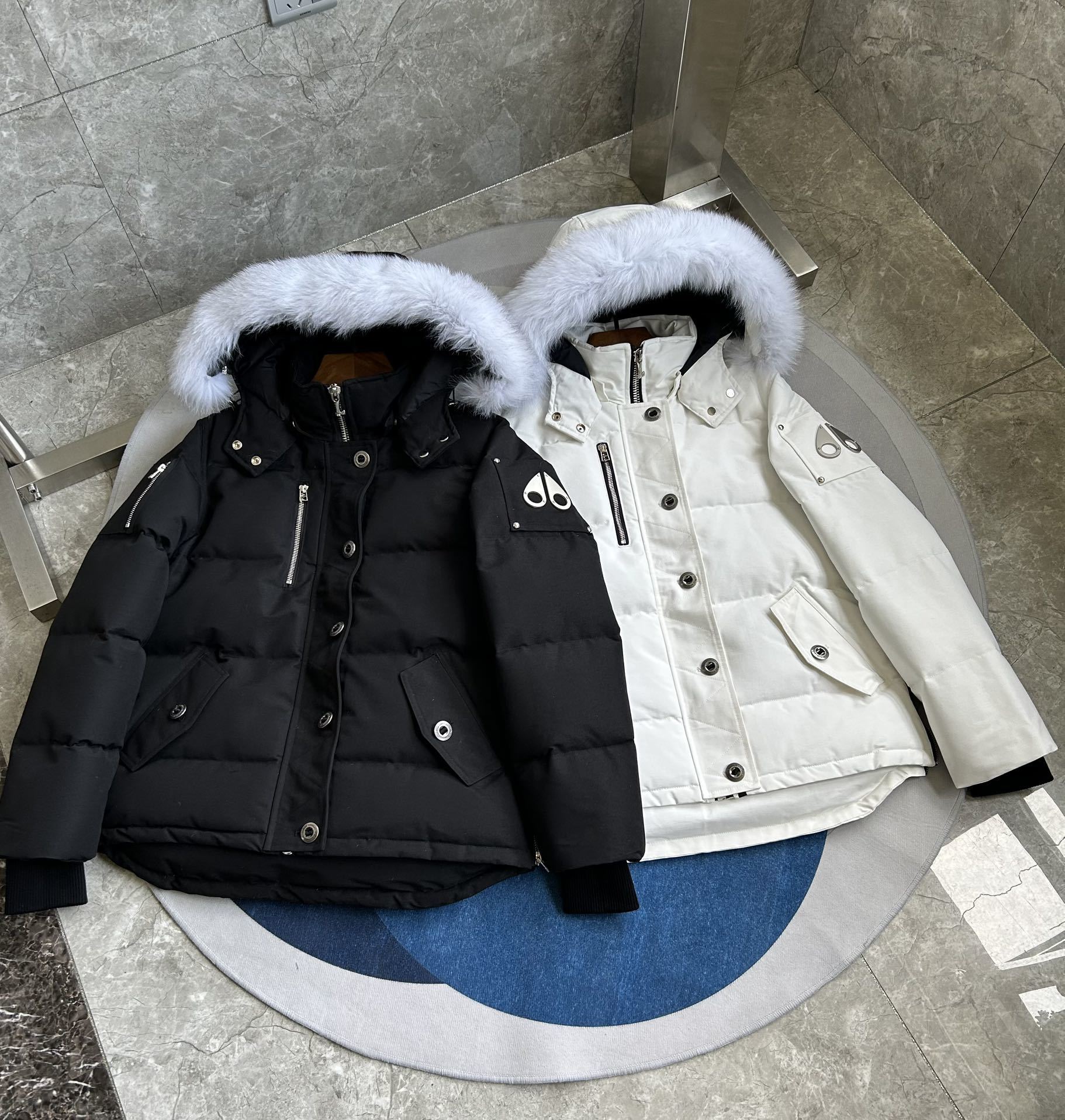 Fur-Hood Puffer Jacket