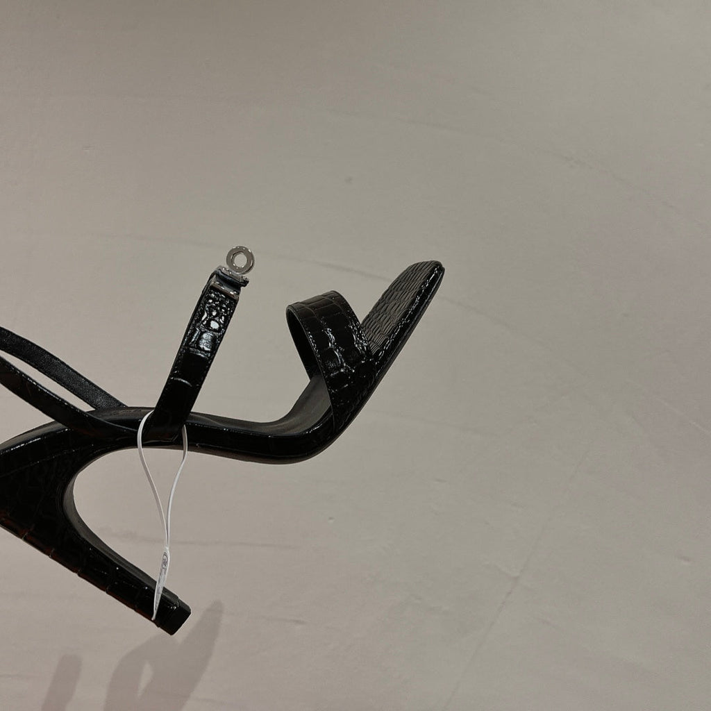 Kelly Buckle Sandals